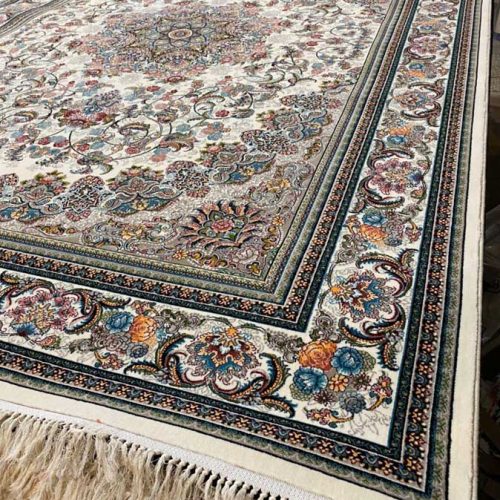 قیمت و خرید فرش ماشینی  ۷۰۰ شانه اکریلیک نقشه میخک رنگ کرم